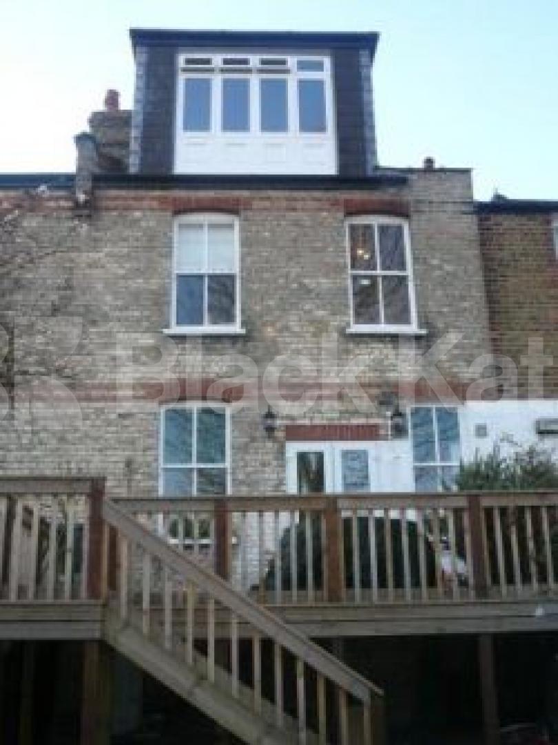 			4 Bedroom, 1 bath, 1 reception House			 Muswell Hill Place, MUSWELL HILL N10